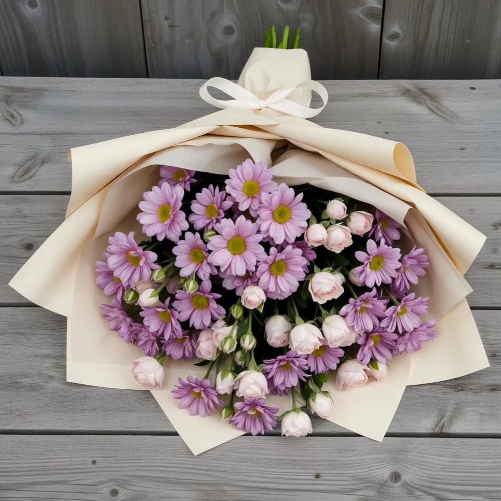 Букет цветов из: Розы и Хризантемы в Каргате