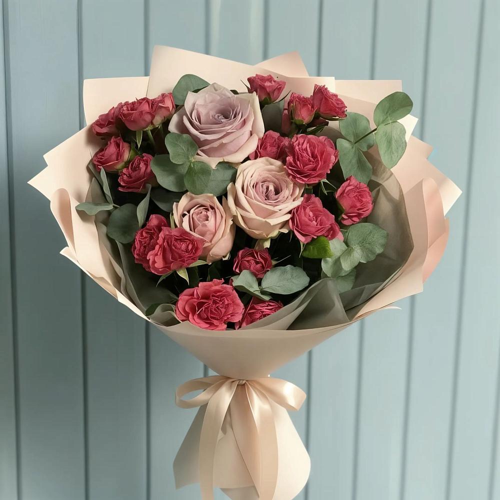 Букет цветов из: Гвоздики и Розы в Каргате