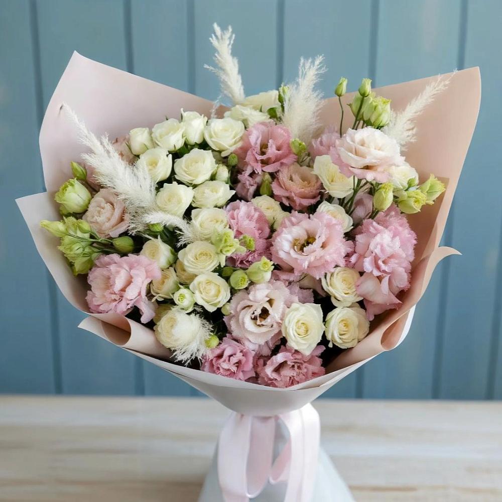 Букет цветов из: Альстромерии и Розы в Каргате