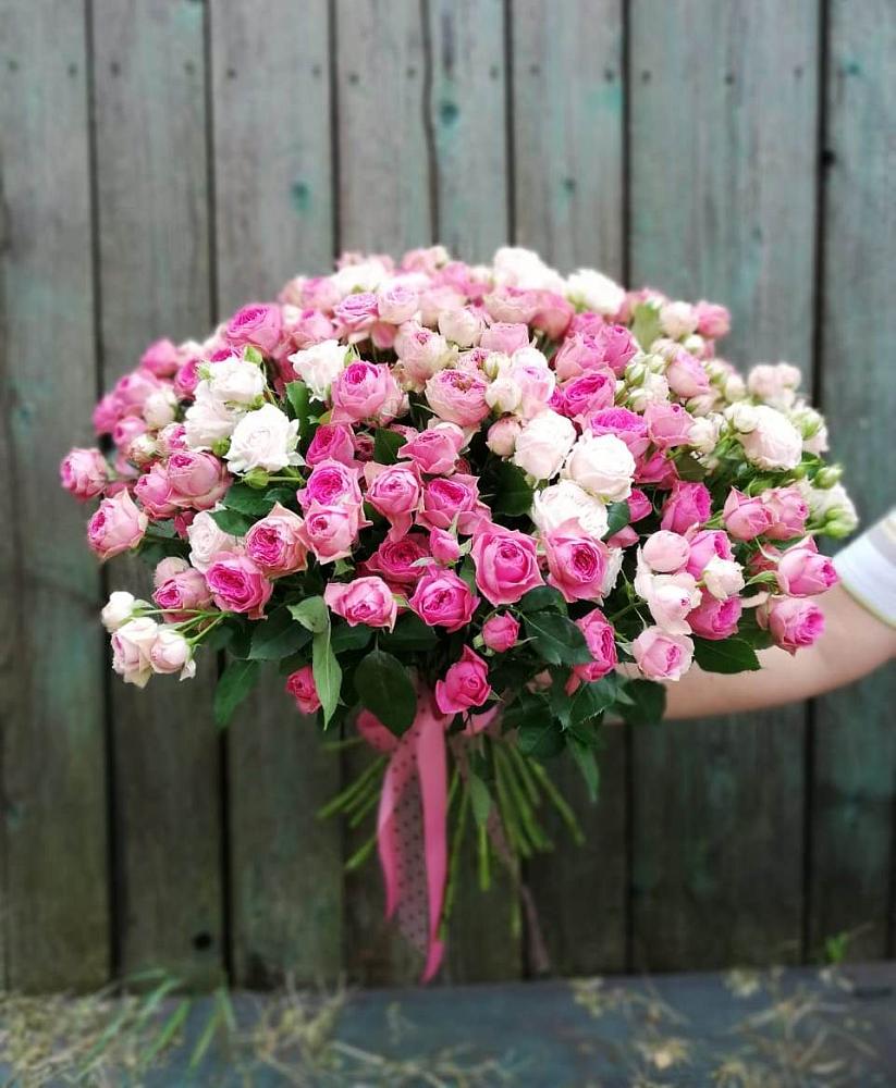 Букет Розовые кустовые розы Натали и Лав Лидия в Каргате