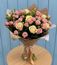 Букет цветов из:  Розы в Каргате