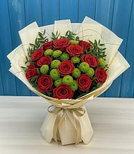 Букет цветов из:  Розы и Хризантемы в Каргате