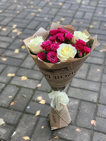 Букет цветов из: Розы в Каргате