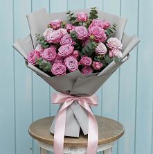 Букет цветов из:  Розы в Каргате